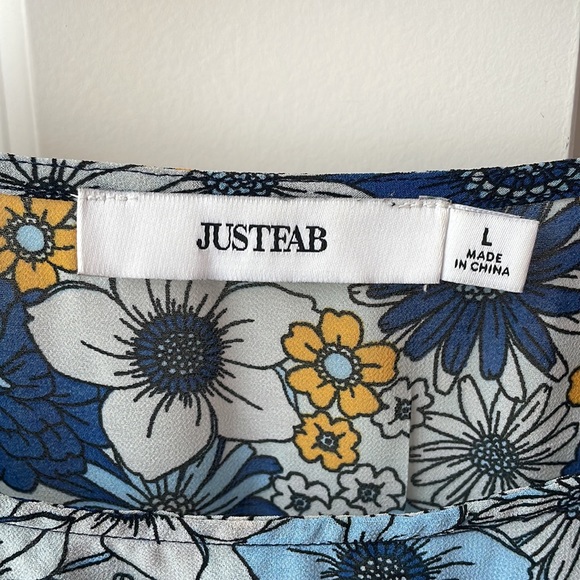 Justfab Blue & Yellow Floral Blouse w/ Ruffle - Picture 3 of 7